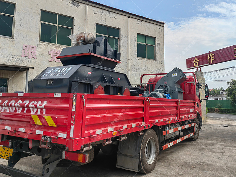 中型制砂設備2PG0806對輥制砂機發(fā)往河南