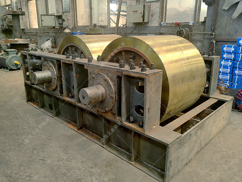 如何選擇適合您的液壓對(duì)輥制砂機(jī)?購(gòu)買(mǎi)指南來(lái)了! 如何選擇適合您的液壓對(duì)輥制砂機(jī)?購(gòu)買(mǎi)指南來(lái)了!