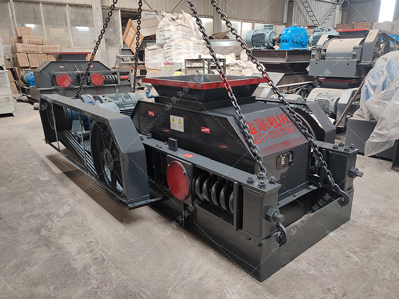 為何越來越多的礦山選擇雙齒輥而非顎式破碎機？這3點很關鍵！