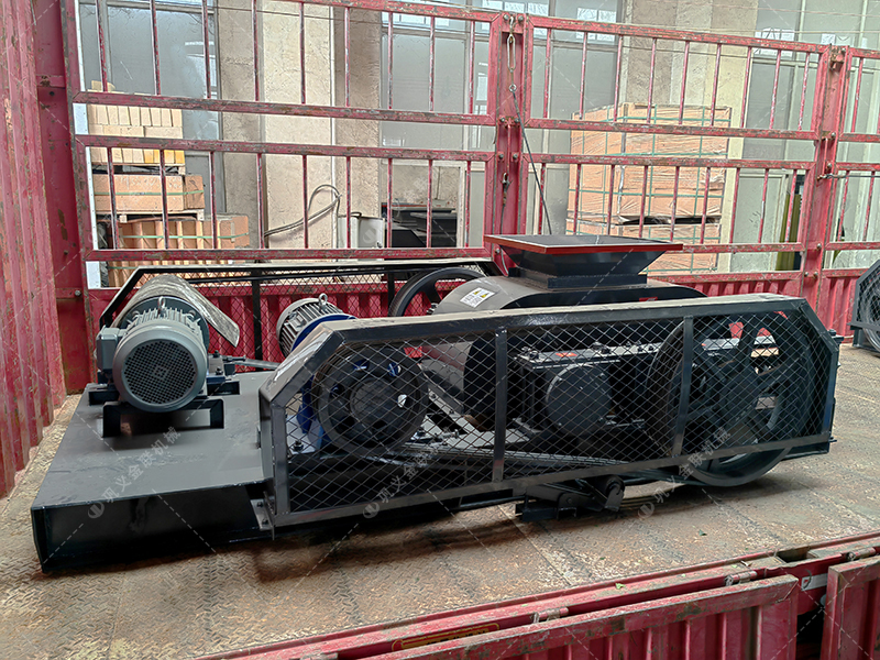 為何越來越多的礦山選擇雙齒輥而非顎式破碎機？這3點很關鍵！